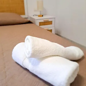 Apartamento Alhondiga 16, Baza